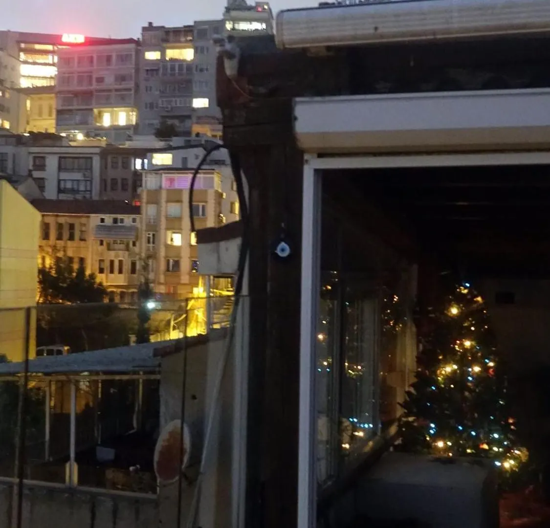 Bosphorus View-Airport Shutle-High Speed Wifi-Private Parking Apartment Istanbul